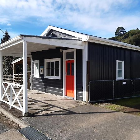 Whanga Butcher Shop Whangamomona Buitenkant foto