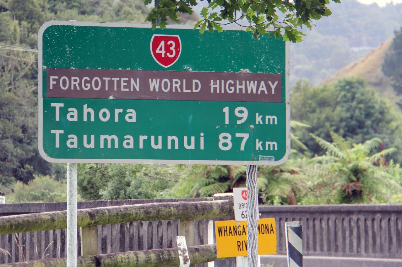 Whanga Butcher Shop Whangamomona Buitenkant foto